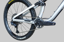 Load image into Gallery viewer, Salsa Blackthorn Custom Build
