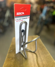 Load image into Gallery viewer, Sicuro Titanium Bottle Cage
